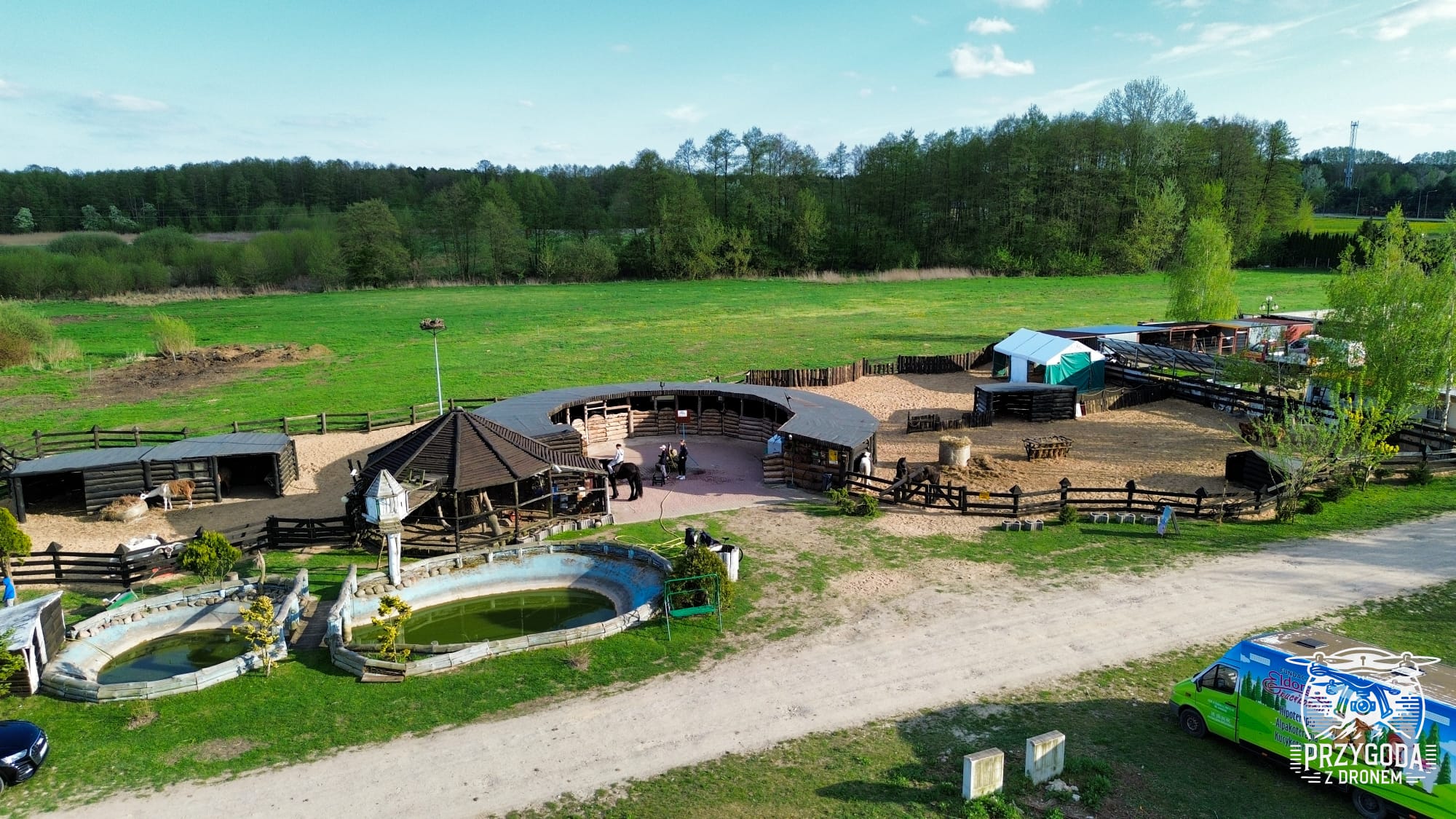 Nasz ośrodek — widok z lotu ptaka